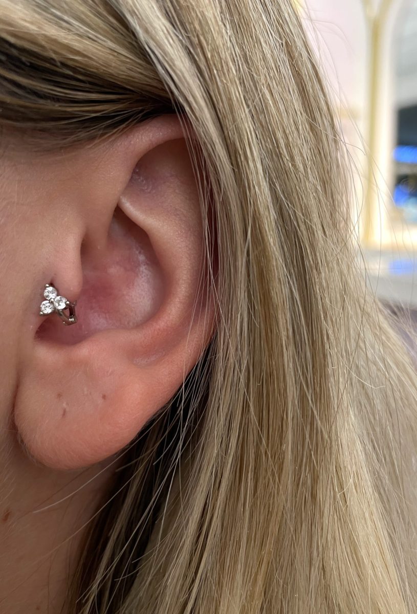 Üç Taşlı Silver Halka Piercing