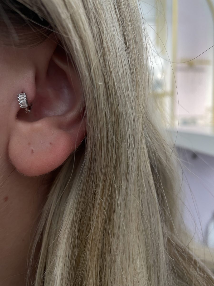 Desenli Baget Taşlı Halka Silver Piercing