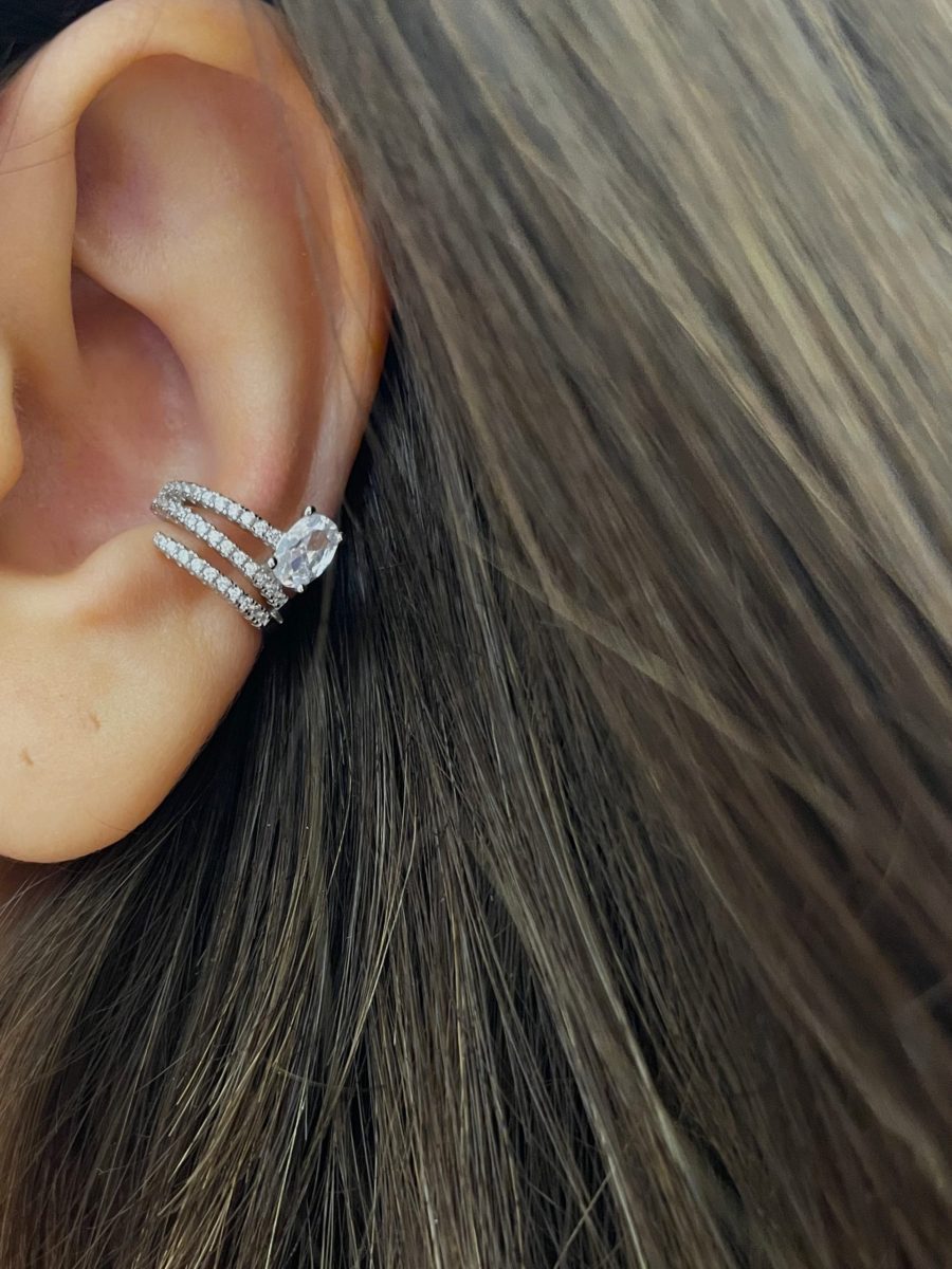 Üç sıra Taşlı Pırlanta Montür Kıkırdak Küpesi Ear cuff