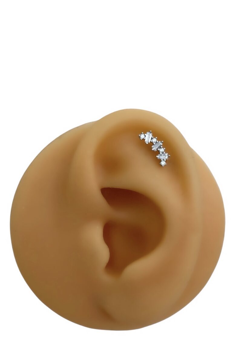 Kırık Baget Taşlı Silver Piercing