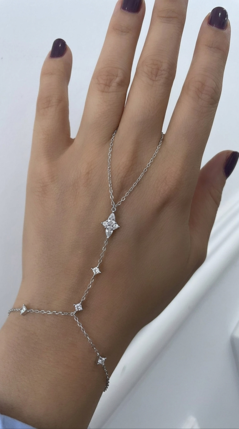 Büyük Taşlı Sıralı Mini Kutup Yıldızlı Silver Şahmeran | New Collection