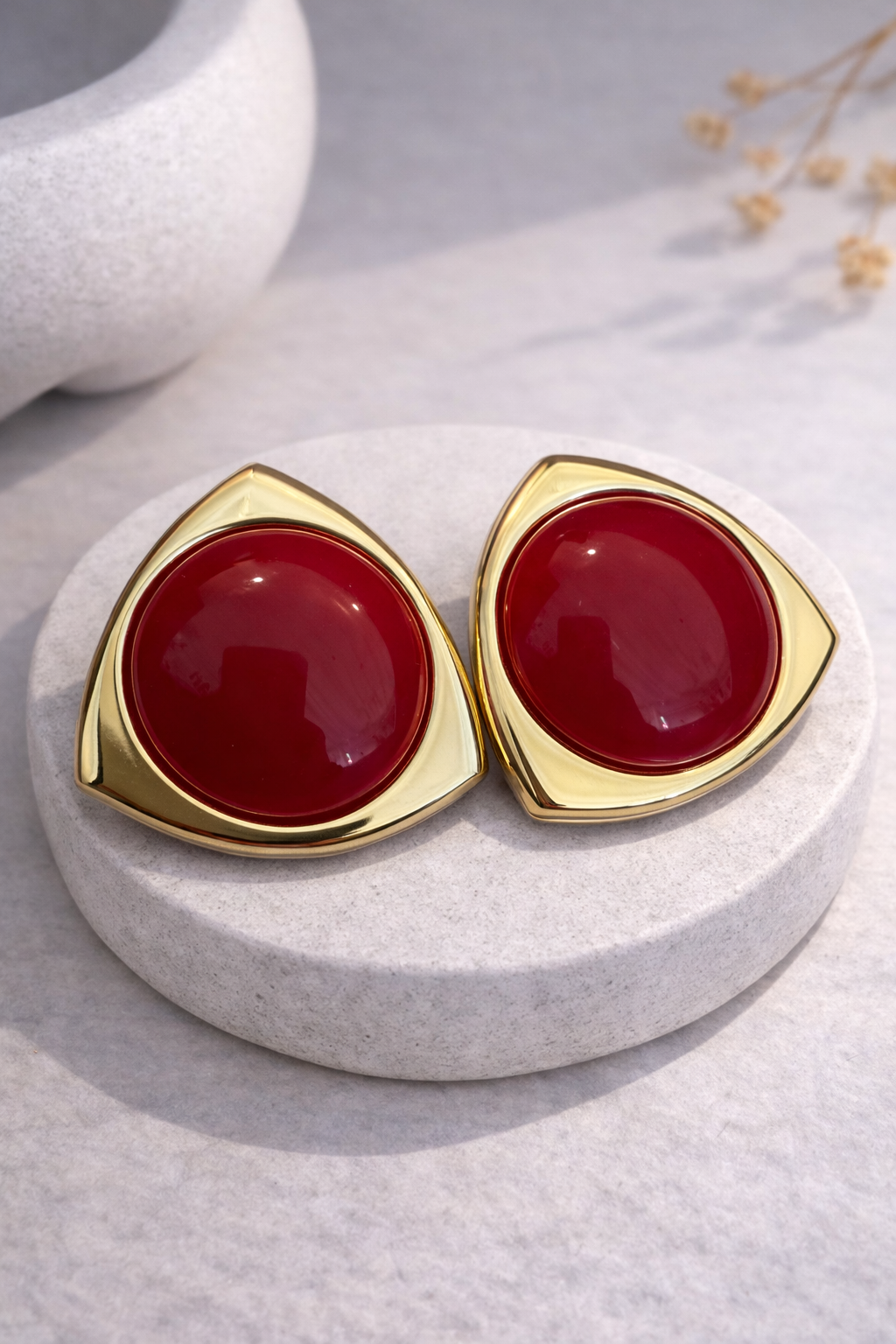 F0566E06-A1E7-49DD-ABFC-3E6E94739566